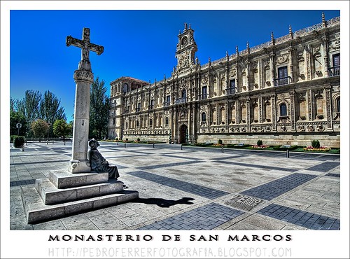 Monasterio Hostal San Marcos - León por Pedro Ferrer / Fieraz.