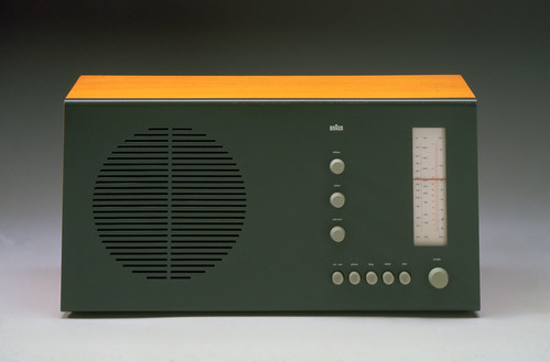 SuperHet VHF and medium wave radio, Braun, 1961 designed by Dieter Rams and Hans Gugelot
