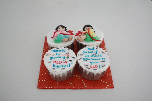 Friendship cupcakes