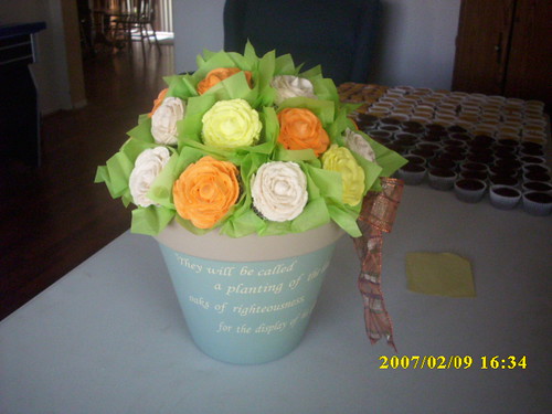 This is a cupcake bouquet I made for a bridal shower
