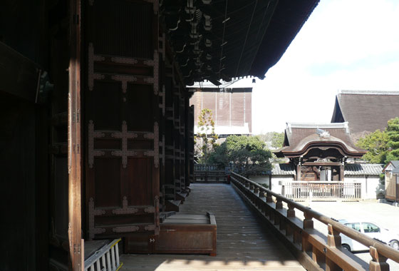 The platform of the main building, looking towards Hojo Garden