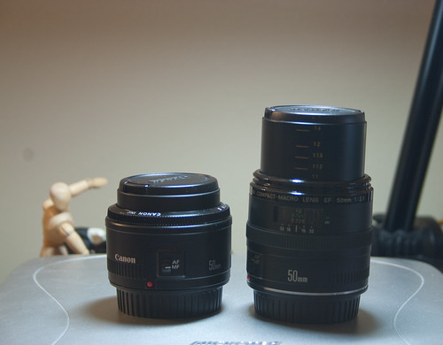 50mm f1.8 and 50mm f2.5 Compact Macro Focused Out