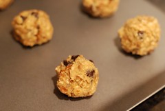 Chocolate Chip Skor Oatmeal Cookies