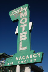 20090927 Lucky Motel