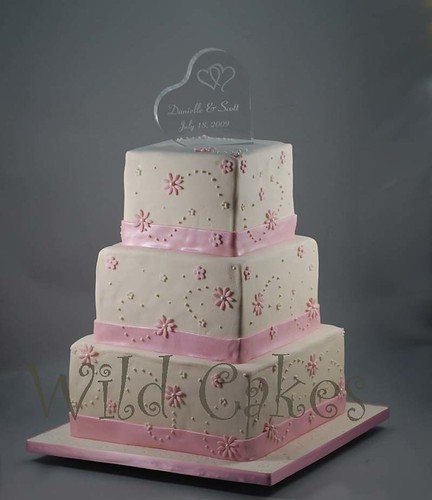 prettypink wedding cake