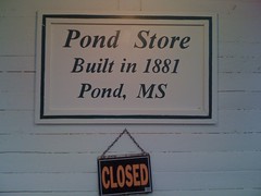  Pond Store Sign