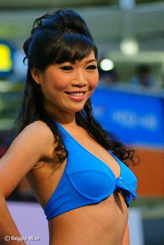 Miss Singapore World 2009 Finalist #4.