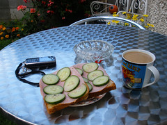 Ham sambos & coffee in the back garden