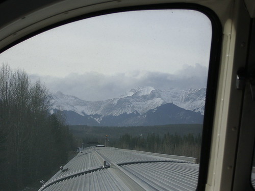 Nov2009 Rockies from train