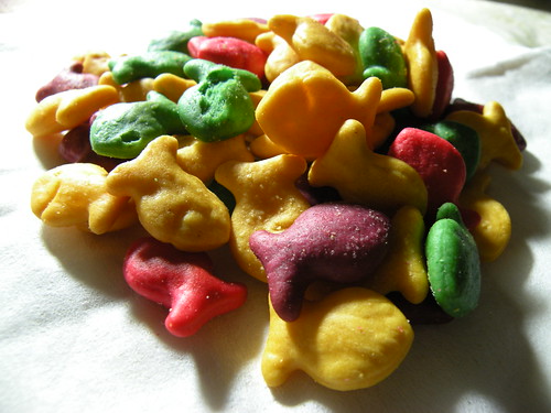 goldfish crackers. Goldfish Crackers: Colors