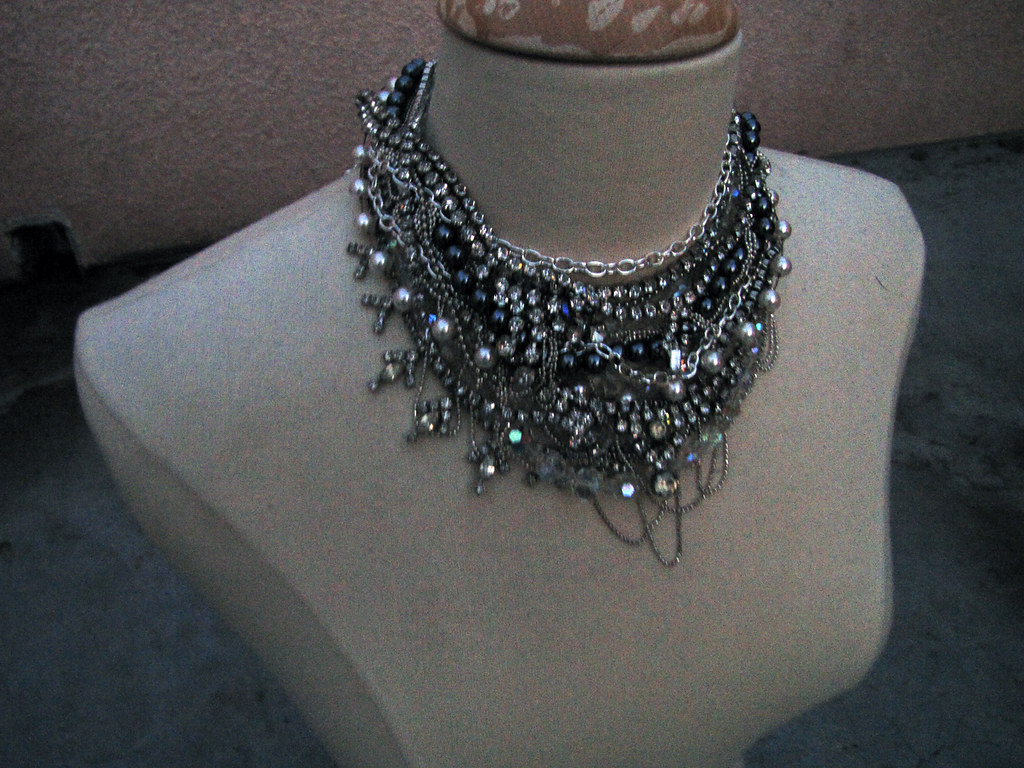 DIY-Tom-Binns-rhinestone-chains-pearl-chunky-choker-collar-necklace-11