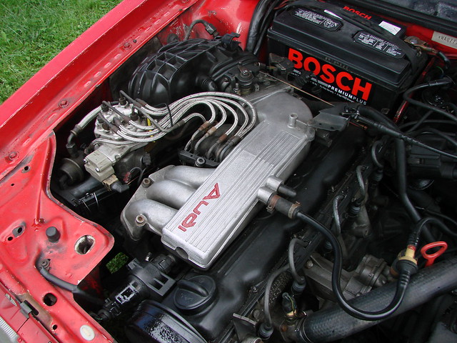 2.3 Liter Inline Audi 5 cylinder