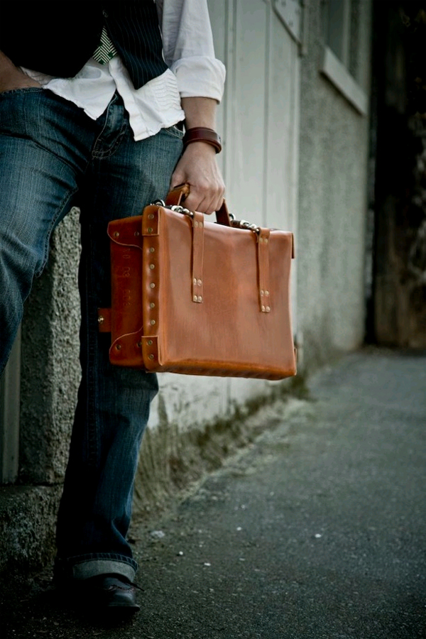 Leather Suitcase No 03 S 02