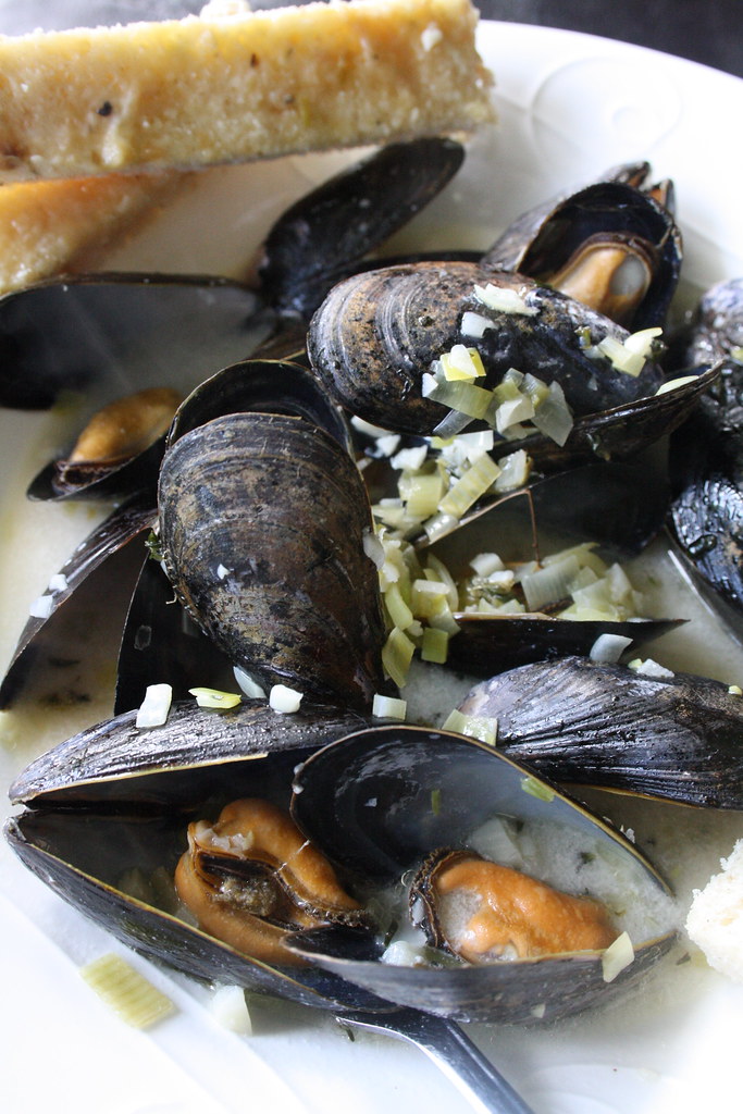 Making mussels for one