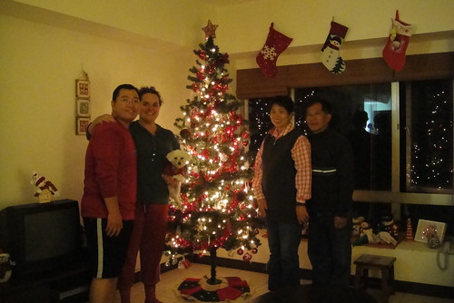 Decorating the tree with the Wu's