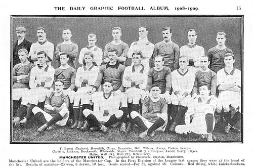 Manchester United 1908-09 team photograph