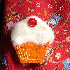 Vanilla and Orange Cupcake Brooch / Pin