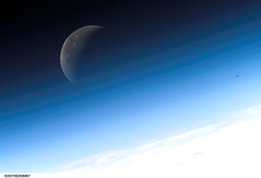 Gibbous Moon (NASA, International Space Station Science, 11/03/07) by nasa1fan/MSFC
