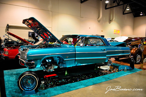JR from Imperials Los Angeles debuted his 9 years project This 64 Impala is