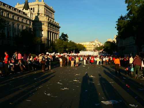 18:42 Cola manifestación en C. Alcalá por Manifestómetro.