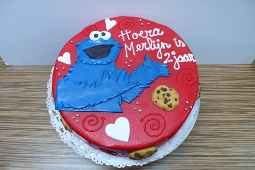 cookie monster cake. cookie monster cake
