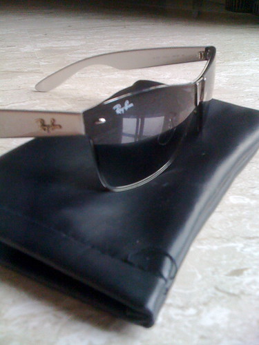 ray ban shield sunglasses. Ray Ban Wayfarer Shield RB3384