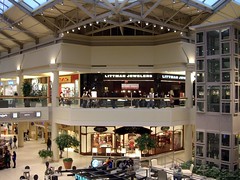 Freehold Raceway (NJ) Mall (by: LancerE, creative commons license)