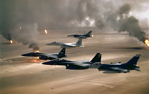  フリー画像| 航空機/飛行機| 軍用機| 戦闘機| F-15 イーグル| F-15 Eagle| F-16 ファイティング・ファルコン| F-16C Fighting Falcon|    フリー素材| 