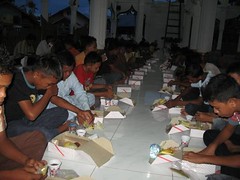 Iftar bersama anak yatim Aceh