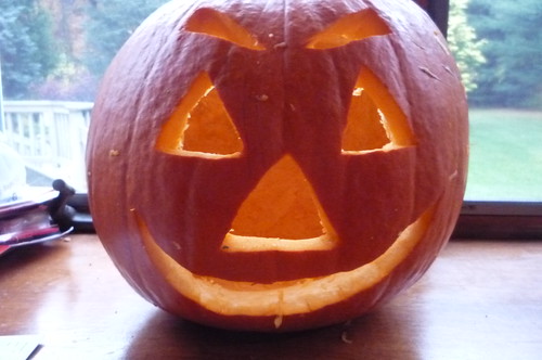 carved pumpkin halloween