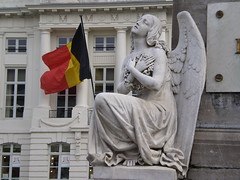 Angel & National Flag of Belgium, Martyrs' Square - Place des Martyrs - Martelaarsplaats, Brussels, Belgium
