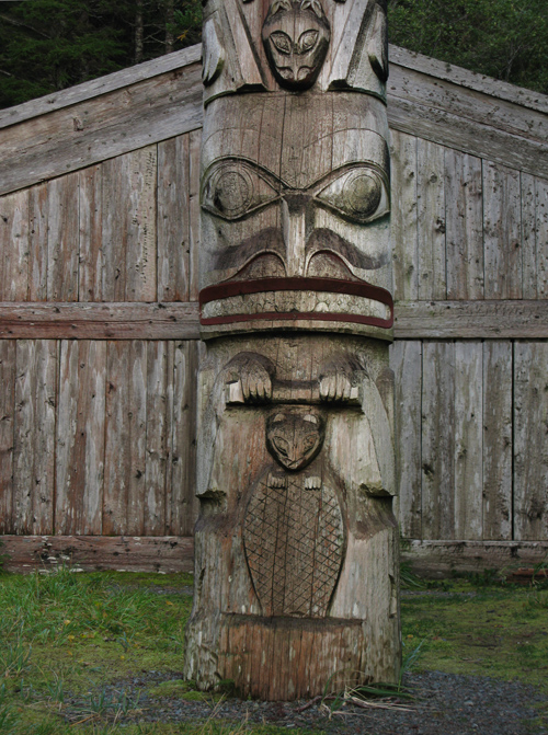 beaver figure on totem pole, Chief Son-i-Hat's Whale House, Kasaan, Alaska