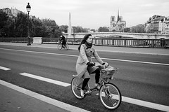 Paris Cycle Chic -  Bridge