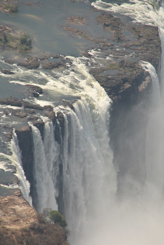 4001549276 1306e22906 Smoke on the Water   Mosi oa Tunya, the Victoria Falls