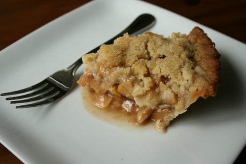 Freezer Apple Pie - Struck with a pie craving on a weeknight? Make a freezer apple pie on the weekends for evening pie in a flash.