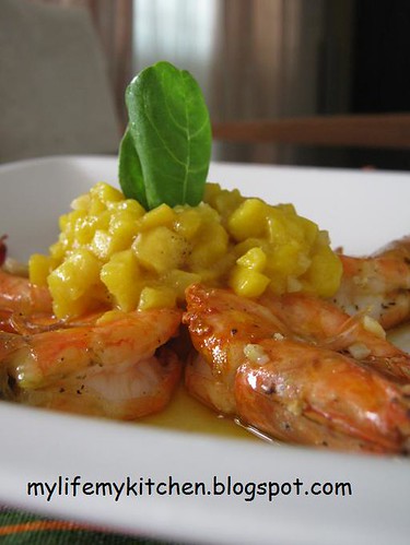 grilled shirmps with mango sauce