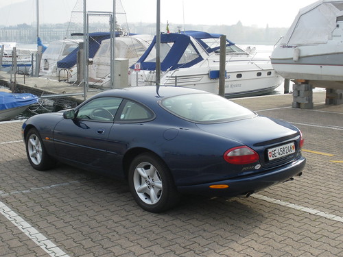 Jaguar Coupe XK8 from the end of the 1990s or early 2000s - very rare sight these days! 01/11/2009 - One classic english Gentleman coupe!