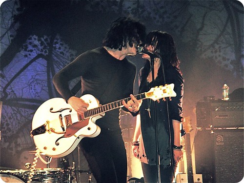 Alison Mosshart and Jack White The Dead Weather Vic Theatre 2008