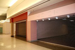 empty El Con Mall (by: Frank Denardo, creative commons license)
