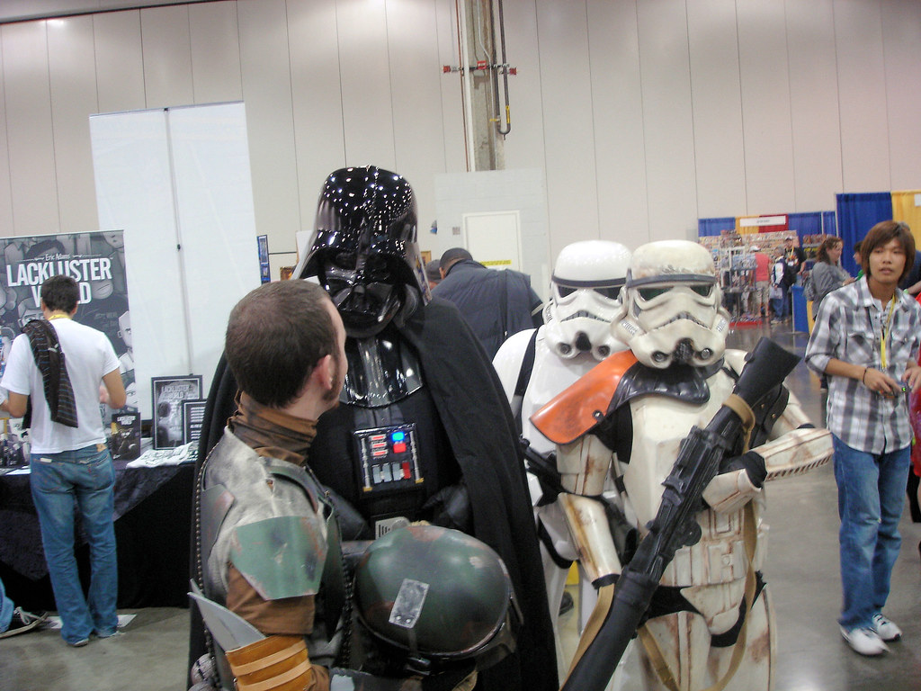 Vader discusses with Boba Fett