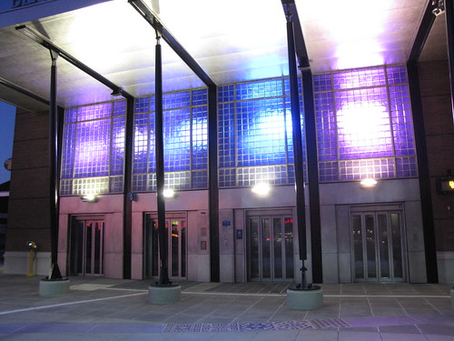 New lighting has been installed on the front of the Beacon Hill Station. It gradually shifts color between blue and purple. Photo by Wendi.