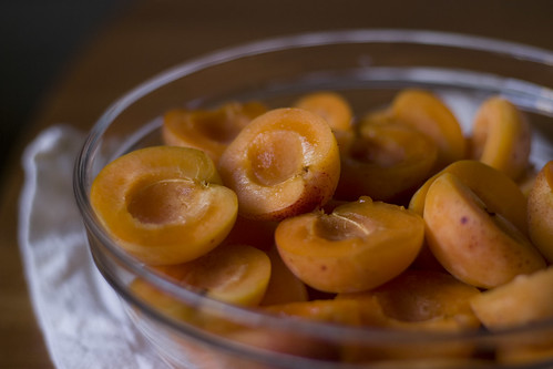 Sliced apricots