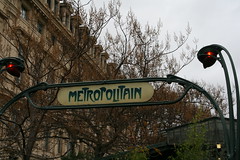 2009-11-23-PARIS-Metro-Cite3