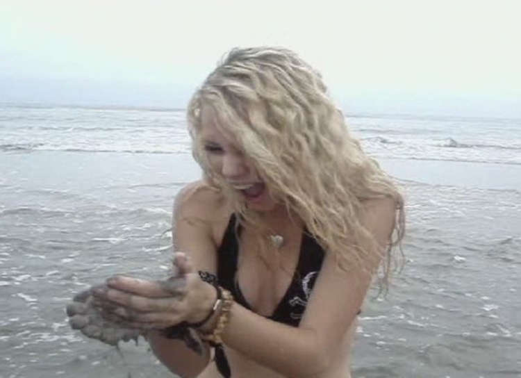 Taylor Swift en Bikini tortuga