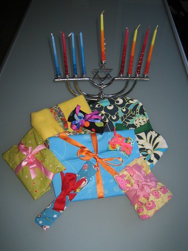 chanukah gifts
