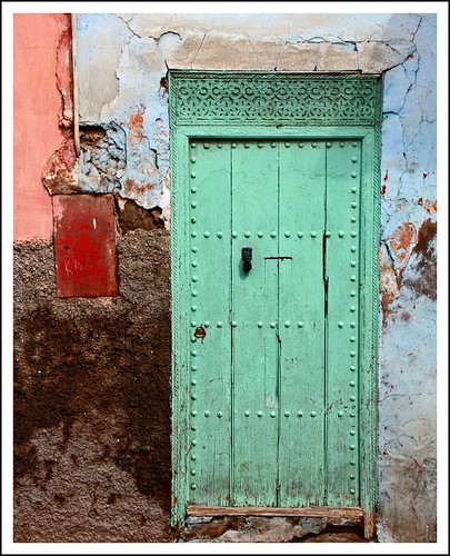 Marrakech style door by Zé Eduardo....