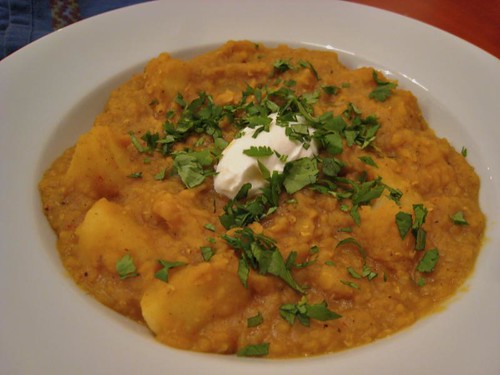 Lentils and Potatoes with Curry a la Mark Bittman (Boots in the Oven)