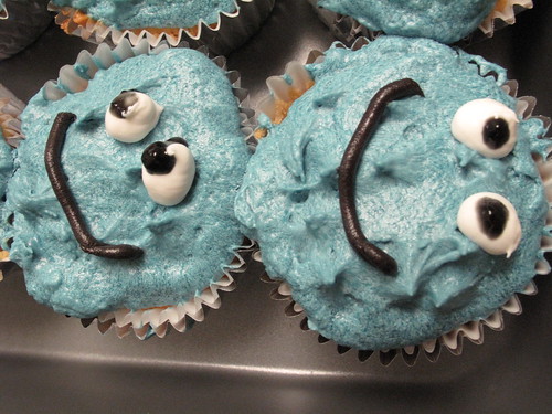 Cookie Monster Cupcakes so happy!