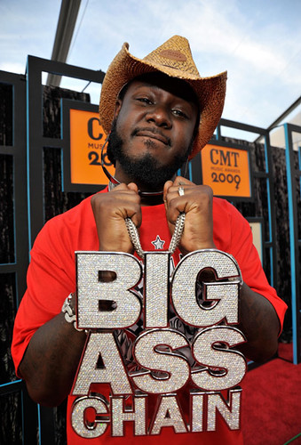 T-pain's "BIG ASS CHAIN". he proves himself recession-proof by showcasing a 