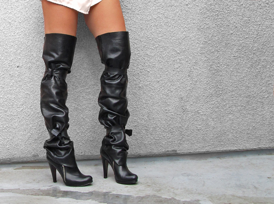 Ties-side-thigh-high-over-the-knee-tall-leather-boots-spats